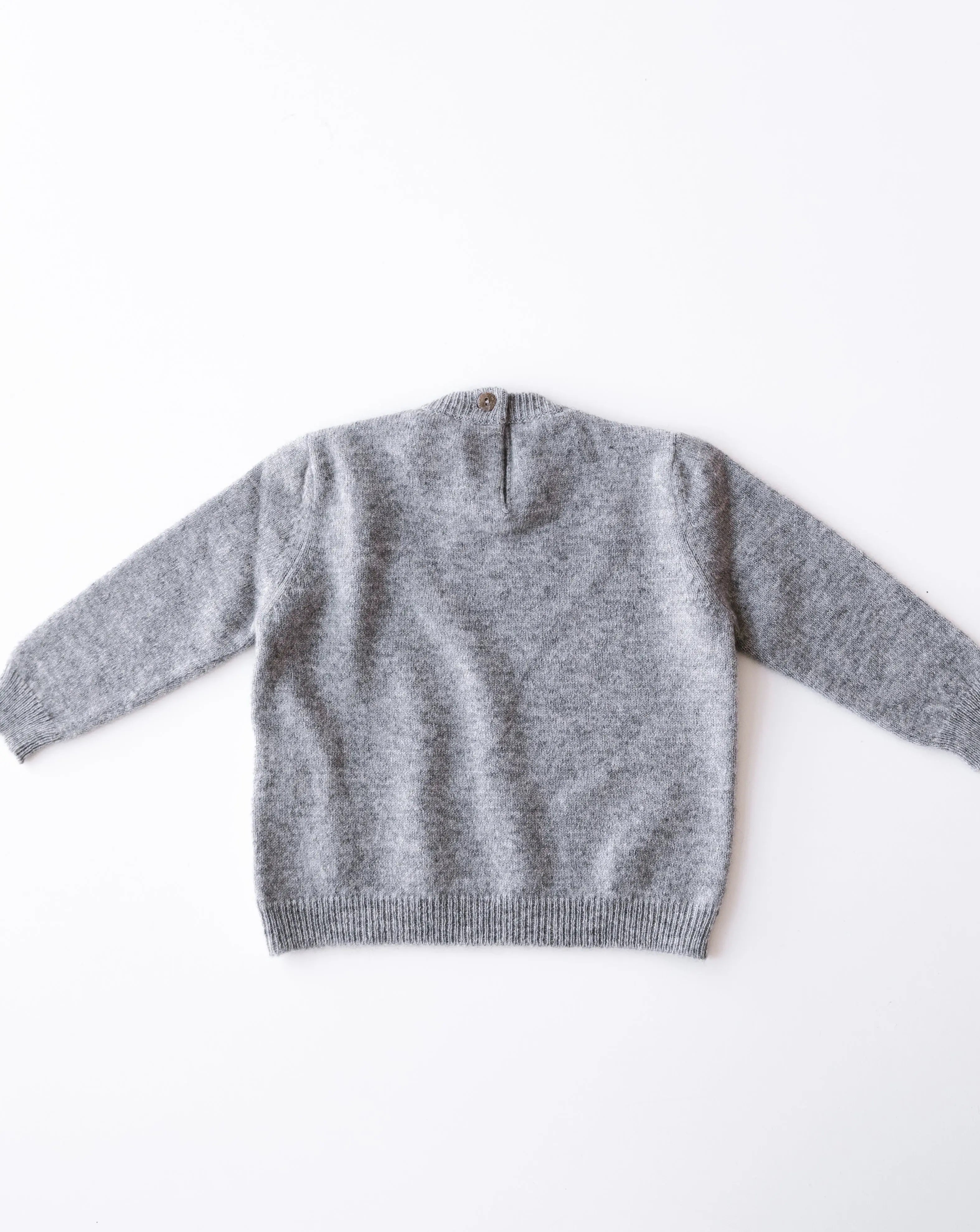 Baby cashmere sweater in heather grey, back view – SoLoveAble